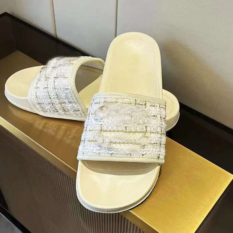 2026 designer men women slippers summer beach outdoor sandals luxury slipper slides flat sandal mens womens casual shoes With Bubble GAI