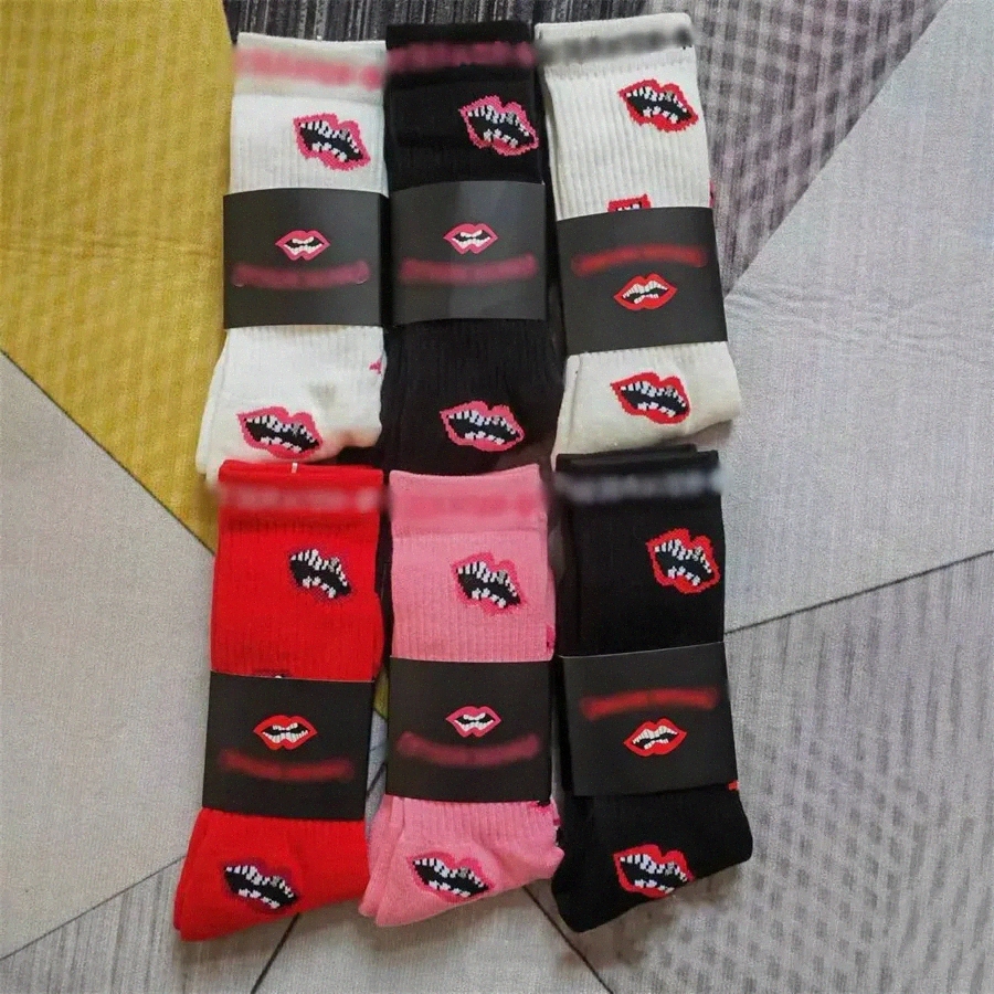 chrome sock Designer Stocking Classic Letter Comfortable Breathable Cotton High Quality Fashion 15 Kinds Of styles Freedom To Choose 905z $5