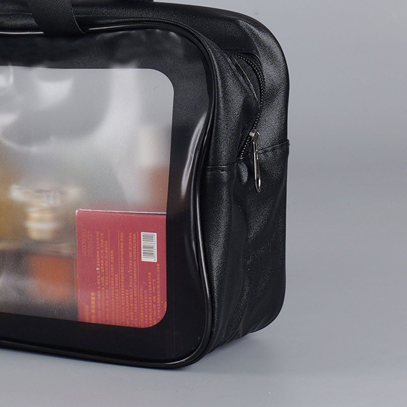 Fabricant de sacs de transport en PVC : Sacs de rangement sur mesure épais de 40 microns pour textiles de maison, vêtements et articles de toilet