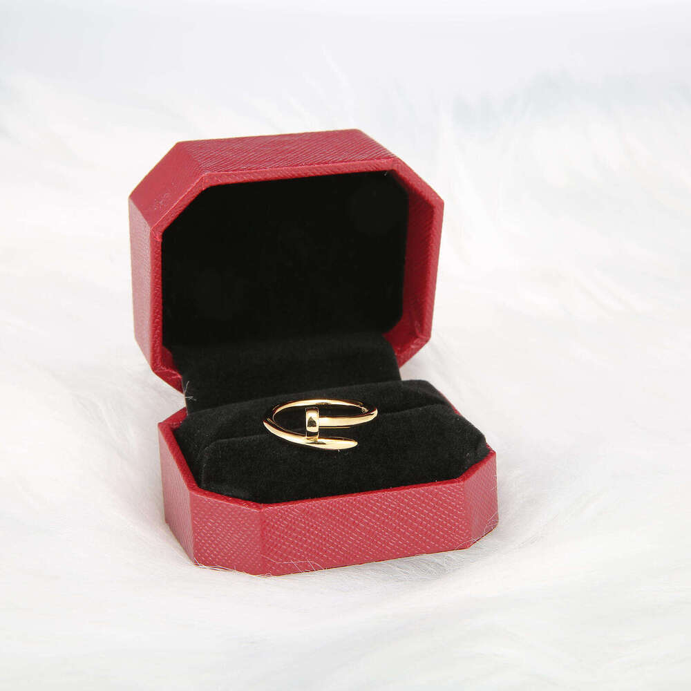 18K Gold Plated Titanium Steel Nail Ring Classic Screw Design Band For Women Men Luxury Fashion Jewelry Couple Rings With Red Gift Box And Screwdrie