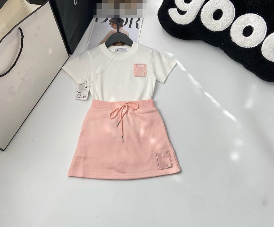 Baby Girls Designer Clothes Cute Sweet Two Piece Skirt Set Summer Children Clothing Dresses Sets Short Sleeve Pullover T-shirt Top Pleated Cake Dres