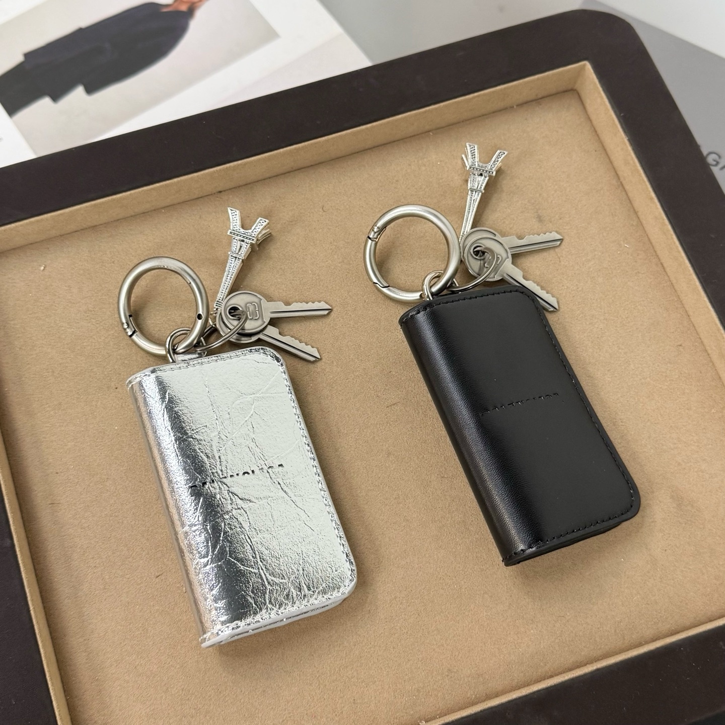 New Women Bag Charm Metal Keychain card bag 2-in-1 Letter Leather Keychain Handbag Backpack Mini card bag Car Key street fashion Daily Decoration