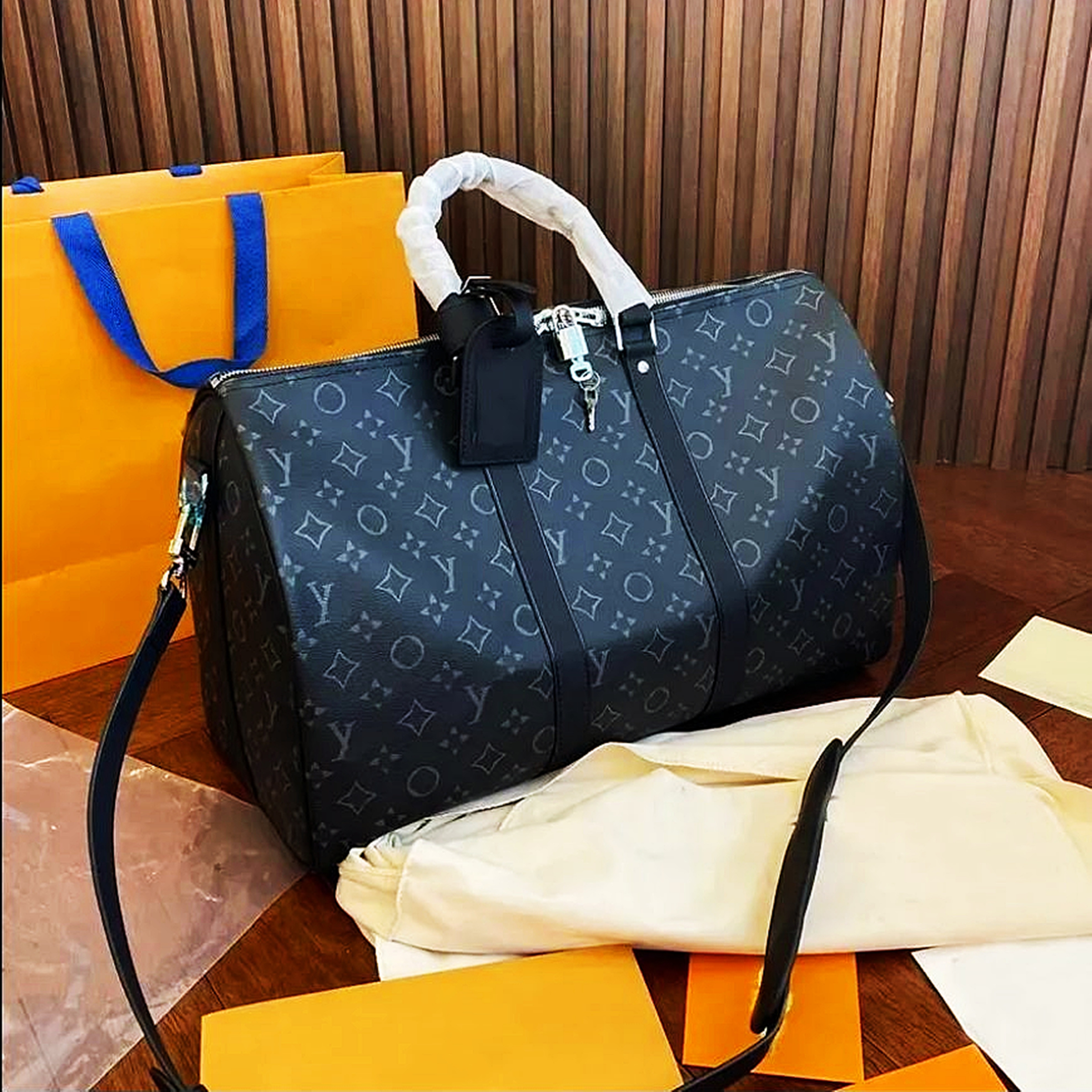 Designer Duffle Bag Luxury Duffel Bags Mens Sports Travel Bags Genuine Travel Handbag Shoulder Clutch Luggage Crossbody Bag01-image-1104148126