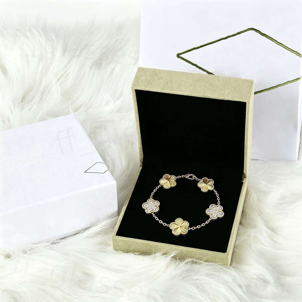 Designer Charm Bracelet Jewelry for Women Vintage Alhambra Series 5 Flower Clover 18K Gold Plated Natural Gemstone Inlay with box