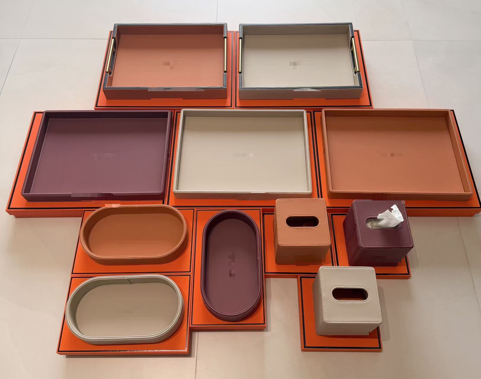 Designer storage tray Elegant Faux Leather Vanity Tray Decorative Serving Platter for Bedroom Bathroom Counter Organizer High End Home Accent-image-1112291403