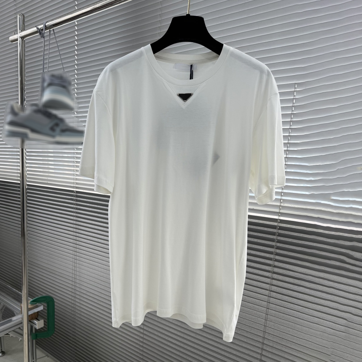 mens designer shirt, men t shirt, round neck triangular short sleeve t shirt, high quality 100% cotton top, casual sports men shirt, US size S-XL