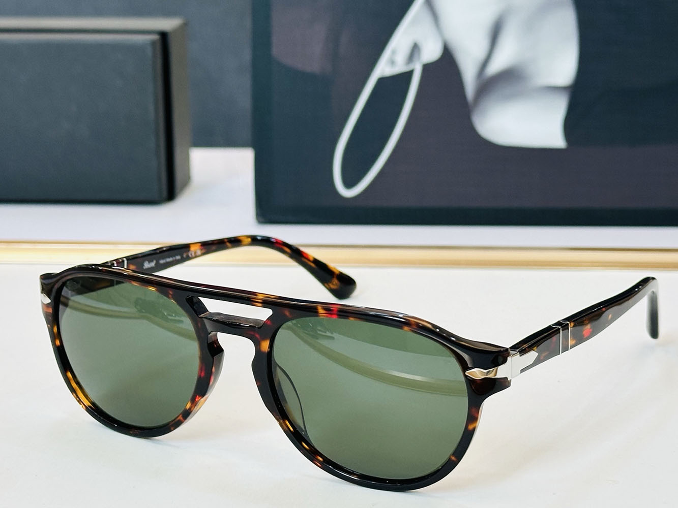 Fashion Persols 3235s sunglasses Official 1:1 Advanced Version Top luxury designer High Quality Goggle glasses Driving Travel Sun glasses With Box A