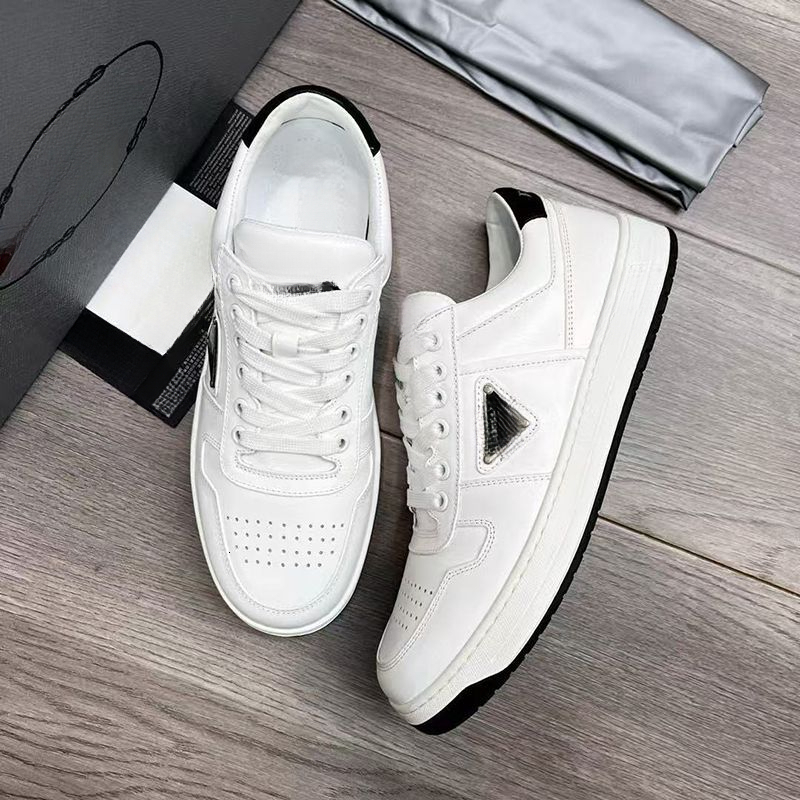 new designer European style simple and elegant triangular comfortable lightweight and luxurious casual shoes walking shoes vacation shoes