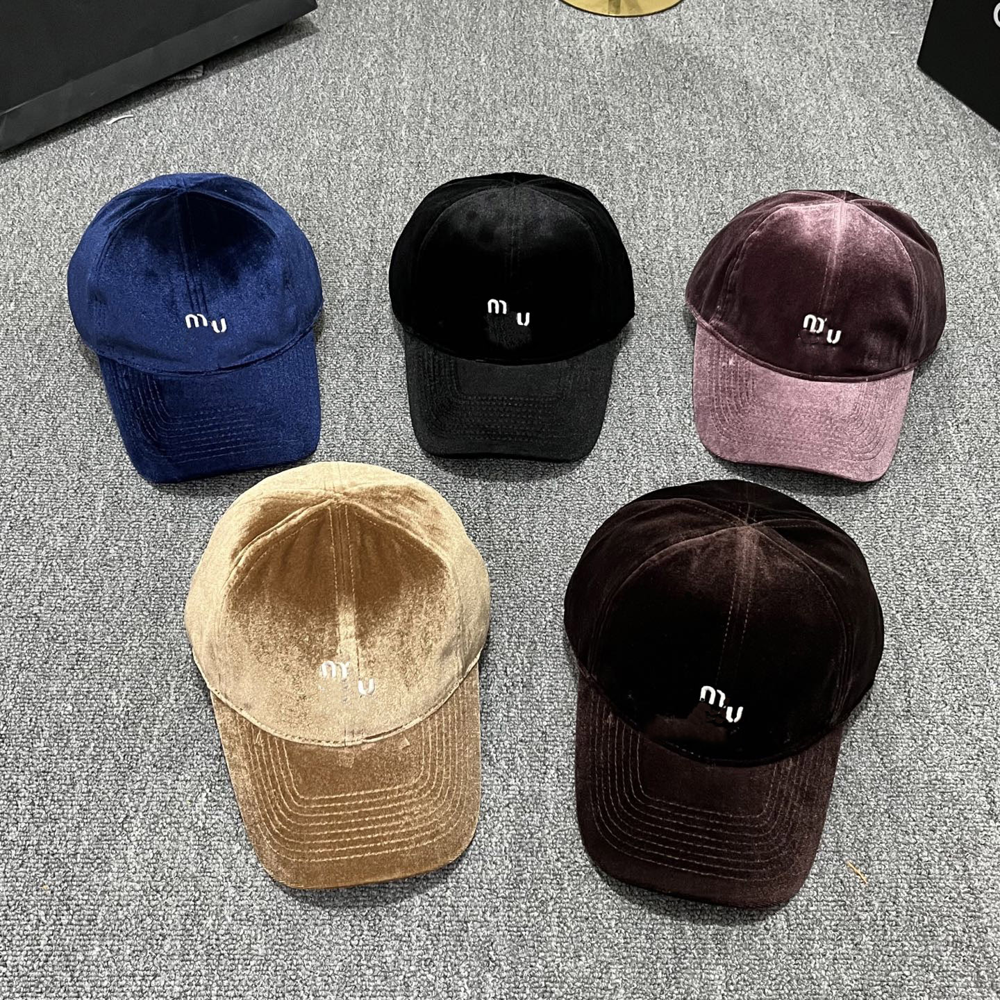 Designer Ball Cap High Quality Casquette Casual Classic Fashion Womens Men Hats Protection Unisex Sun Hat