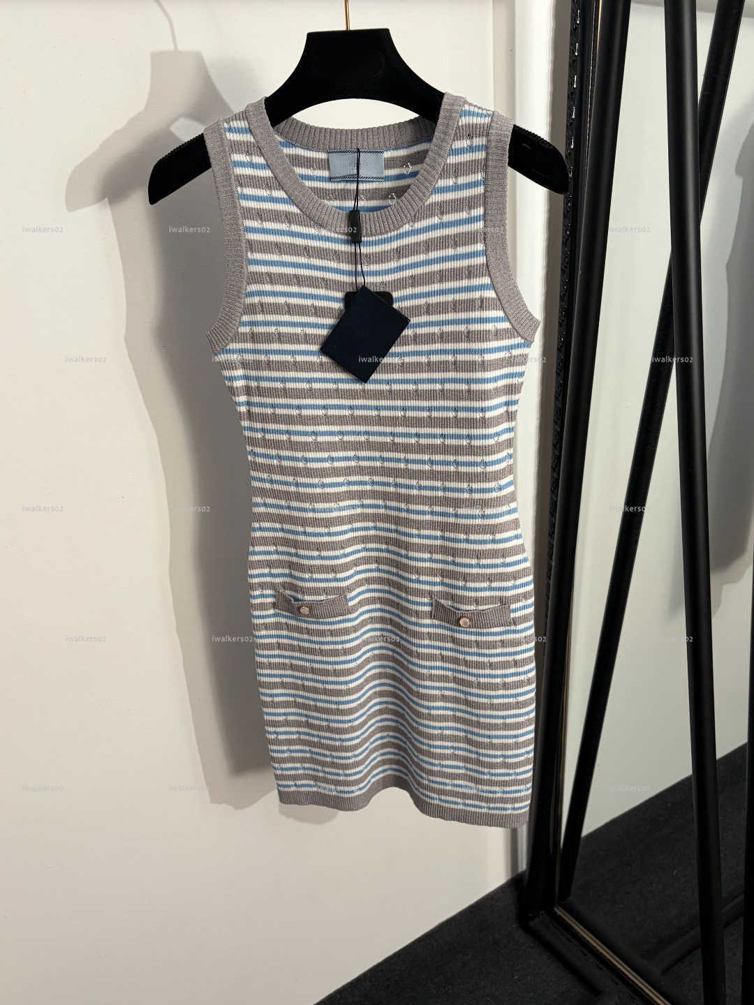 Classics round neck women dress Summer lady dresses women designer clothes striped knitted vest skirt A019X01N073-image-1104256626