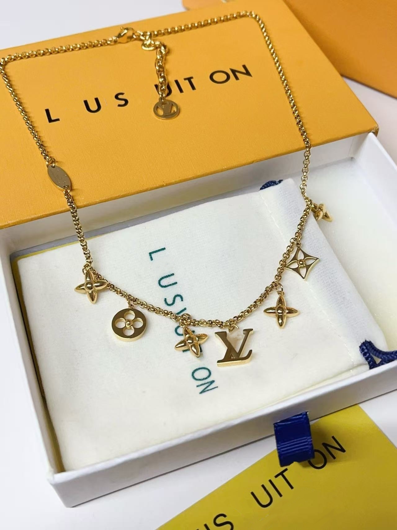 2026 new moissanite chain New Iced Luxury brand Men Boy Jewelry Micro Paved clover necklace Cross Charm Chain Hip Hop necklaces designer necklace