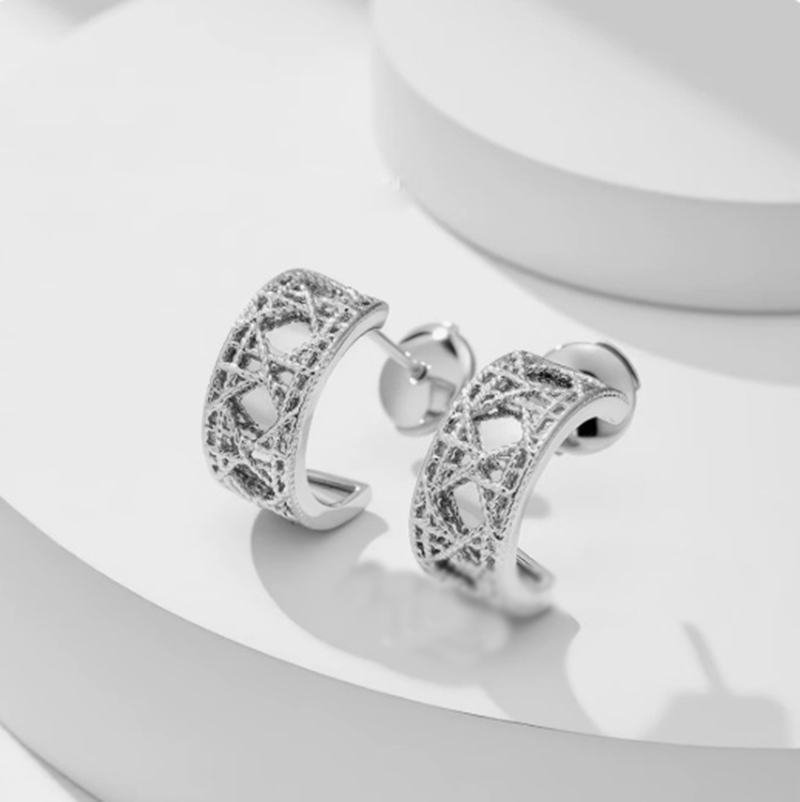 2026 New Classic Luxury Designer Checkered Earrings Couple Earrings For Men And Women Brand Jewelry Designer Earrings Set With Diamonds Daily Gift