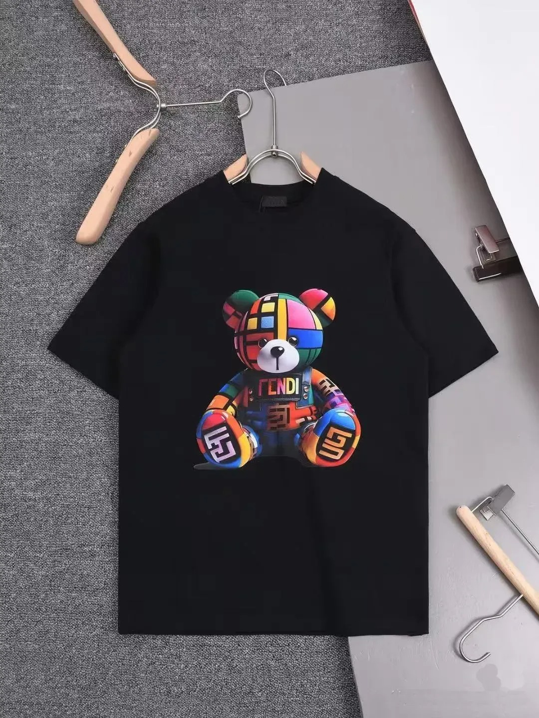 Luxury Designer T-Shirts For Men Women Tees Loose Tshirt Summer Fashion 100% Cotton Round-neck Letters Short Sleeve Casual Men's Clothing T-Shi