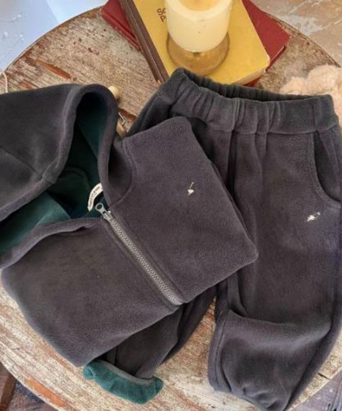Fashion Luxury Kids outdoor Sport Clothing Sets Designer Boys Girls Hoodie Sweatshirt Pants Velvet Warm 2pcs Children Clothes pony outfits