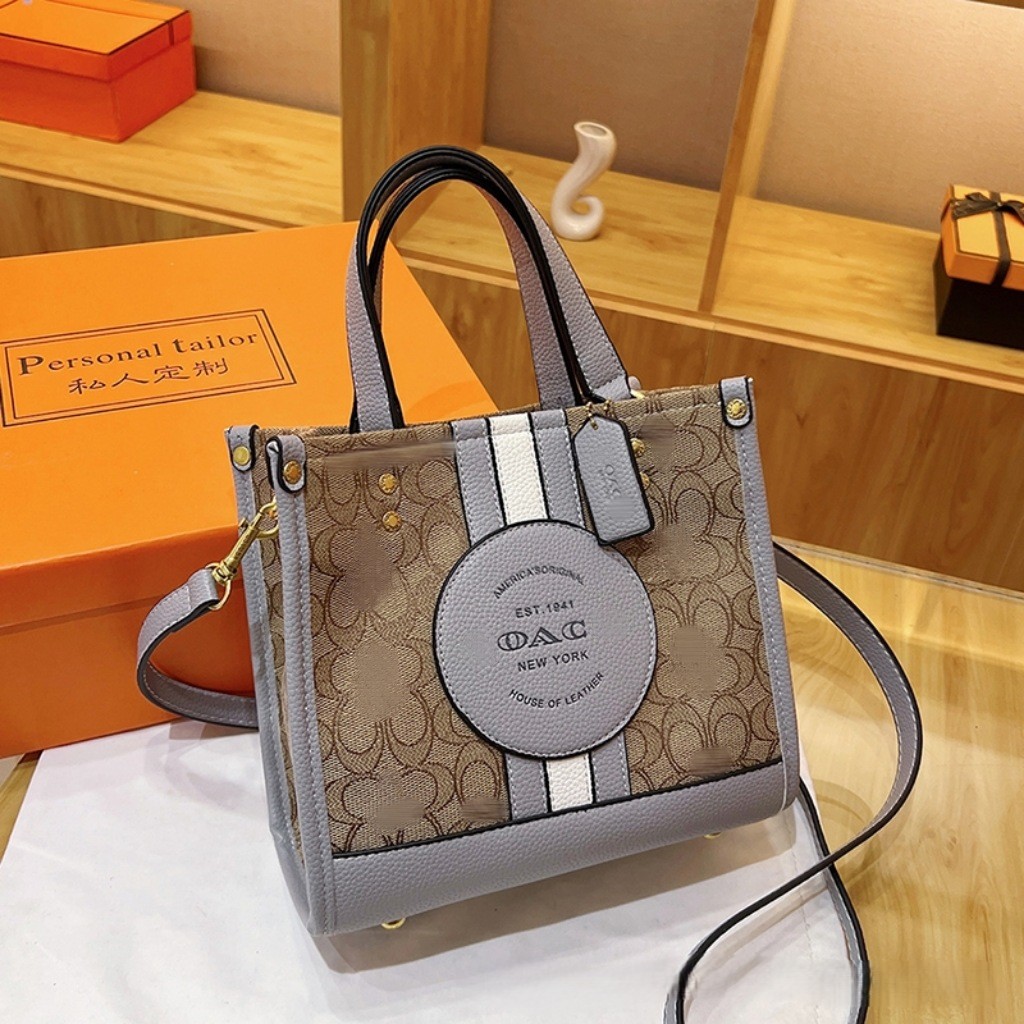 c New Fashionable and Versatile Handheld Women's Bag, Popular Cross border Simple and High Quality Texture, Niche Commuter Single Shoulder Cros