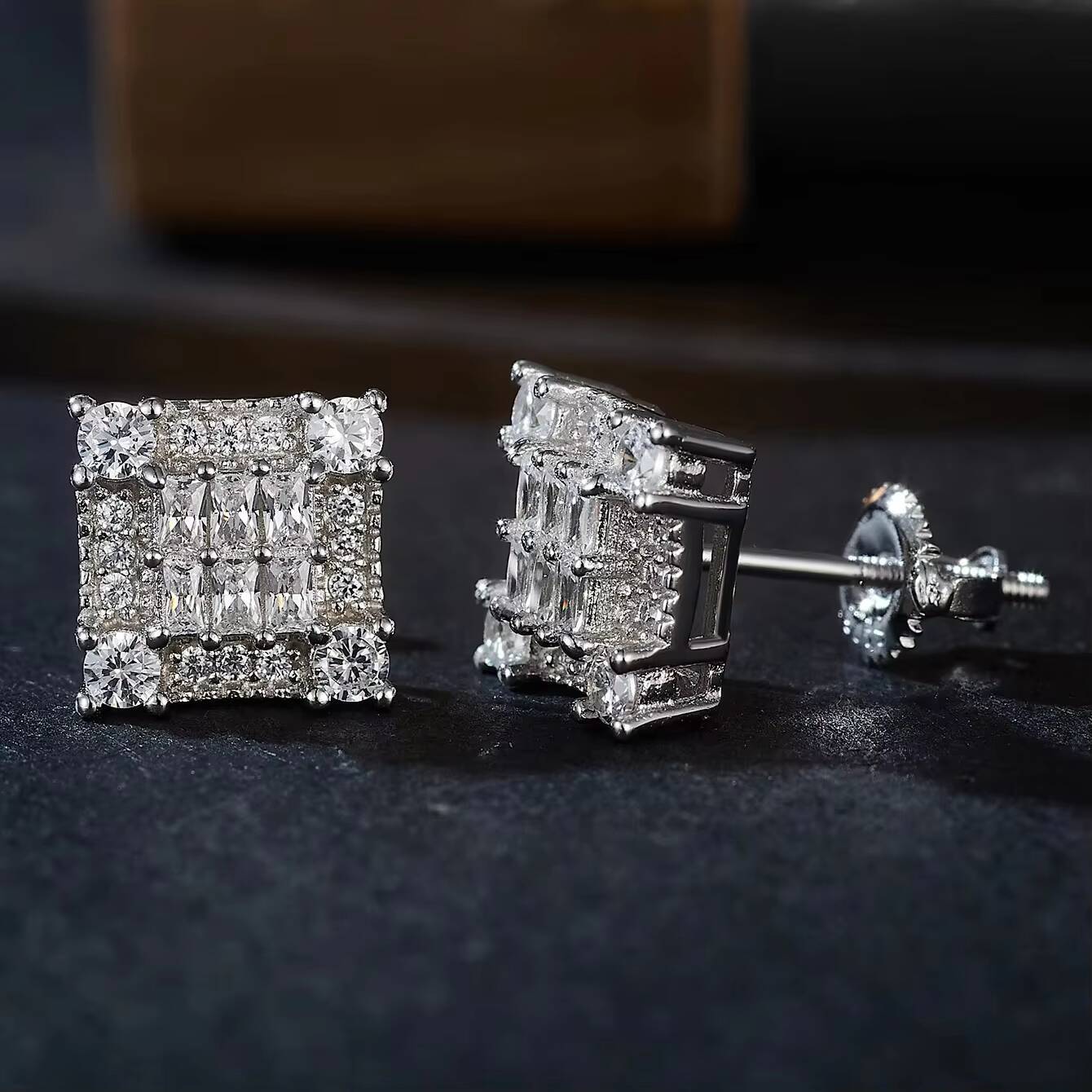 Moissanite Earrings Screw Earrings S925 Sterling Silver Luxury Moissanite GEM men Women Square Rhodium Stud Earrings