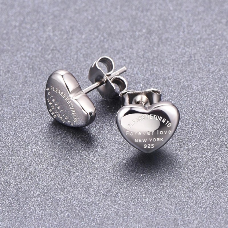 Boucles d'oreilles en forme de cœur pour femmes, couleur argent, Style classique, de luxe, en acier titane, cadeaux de fête de mariage, vente en