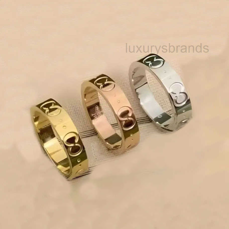 Popular Fashion Designer Ring For Mens Titanium Steel Silver Rings Engagements For Womens Jewelry Luxurys Love Letter Plated With box gift 9A6D