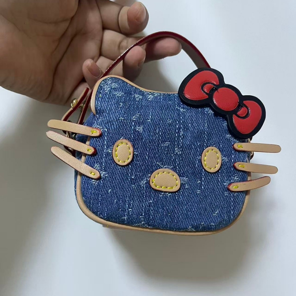 2026 New Style Designer keychains Mini Wallets Leather Coin Purse Brand Womens Bag Charm Keyring Mens Key Chains