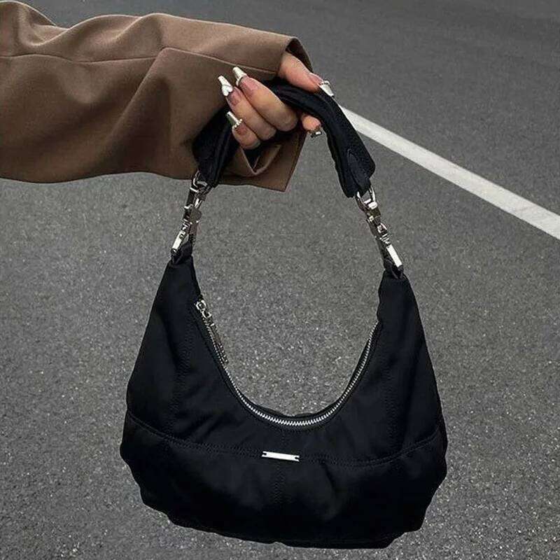 Women Retro Underarm Armpit Small Shoulder Bag Soft Hobos Y2k Female Black Purse Fashion Girls Crescent Handbag 2025 New Z260207