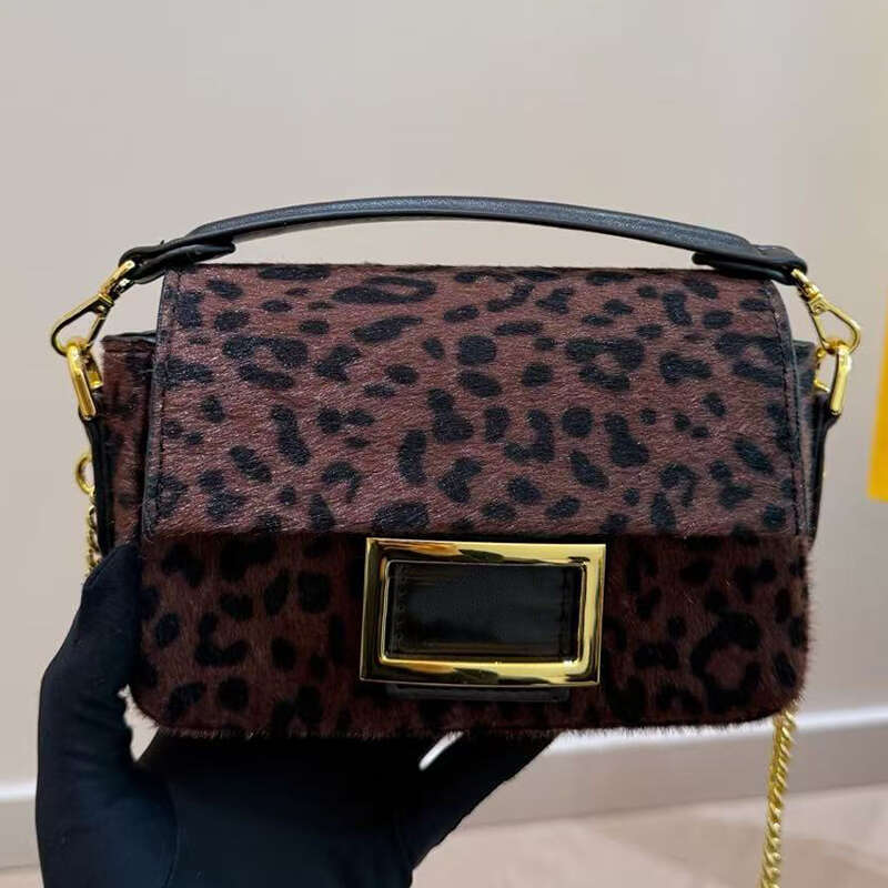 Limited Sale Designer Leopard Print Bag Womens Mini Handbags Totes Bag Shoulder Bag Luxury Chain Crossbody Bags