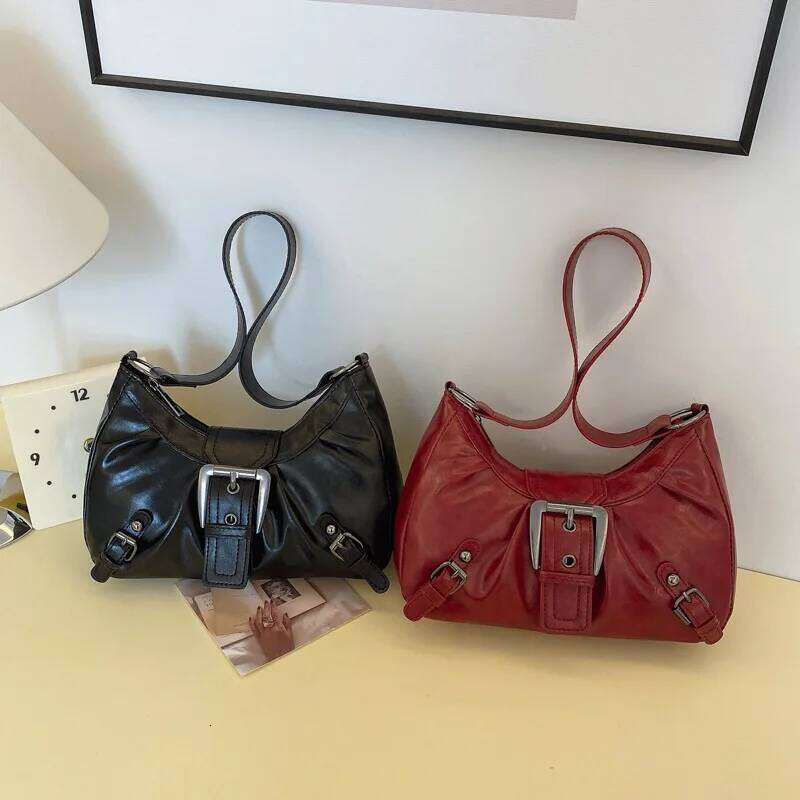 IMJK 27*16*7cm Wrinkled new American retro commuting motorcycle vintage style armpit shoulder bag for women Z260207