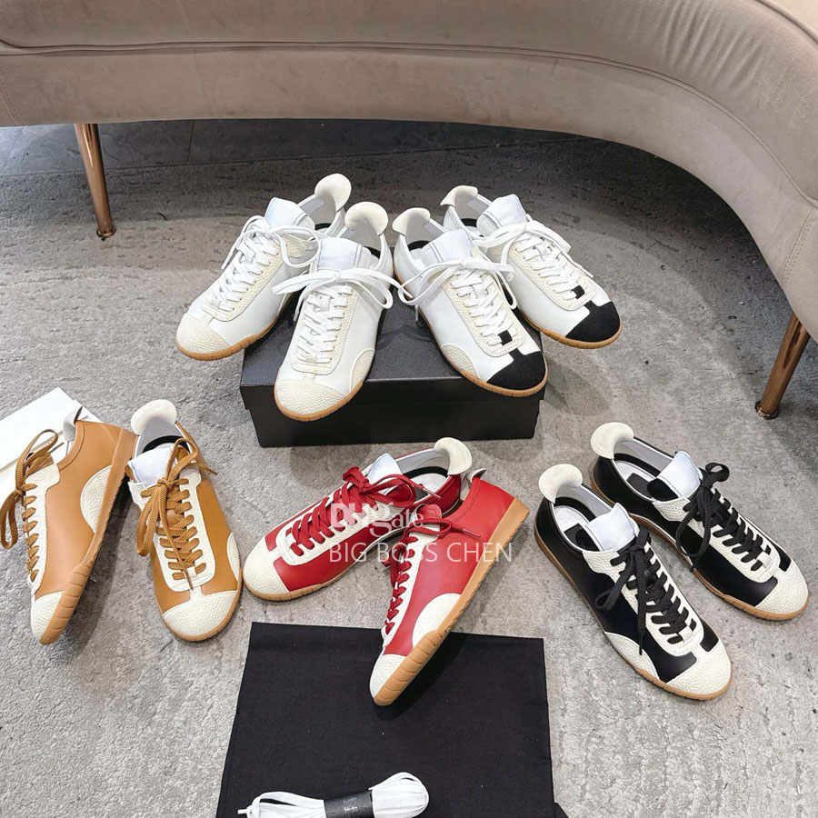 Top quality Classic fashion real Leather Lace-up Flat tennis shoes womens Patchwork trainers sneakers Running shoes Luxury designer Casual Sport sho