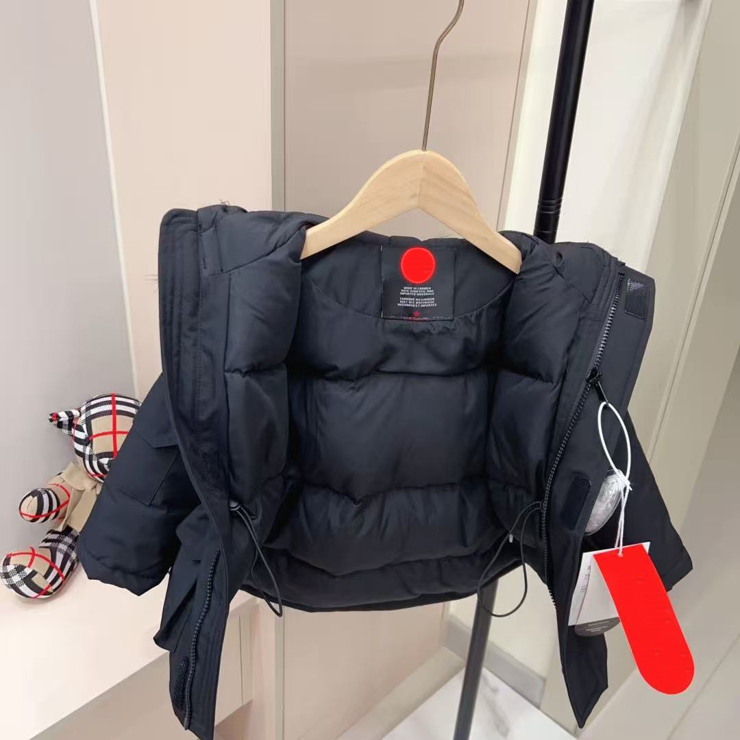 designer 2026 high quality kids clothes baby down jacket fasion 90% duck down filling top brand comfortable warm Black off-white sky blue girl boy s