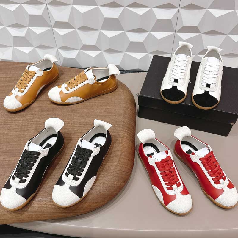 Sneakers Designer Trainers Womens German Army Casual Trainers Shoes New Flats Sports Sneaker Women Versatile New Colors White Lace Up Flat Running T