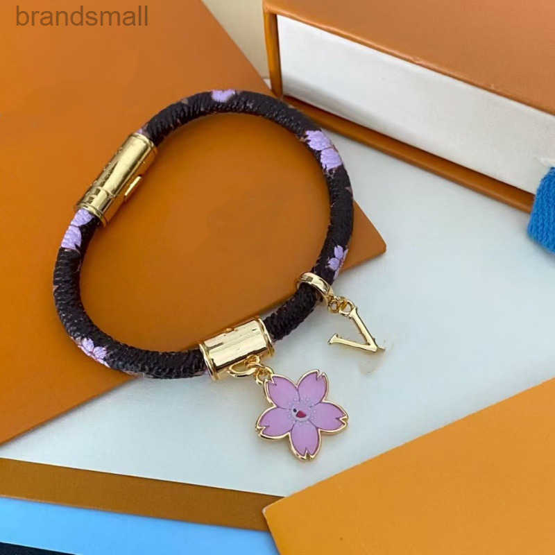 blossom Cherry trendy pendant home Leather Bracelet casual Designer Luxury Gold Plated Chain Diamond Bracelets For Women Men Jewelry Gift