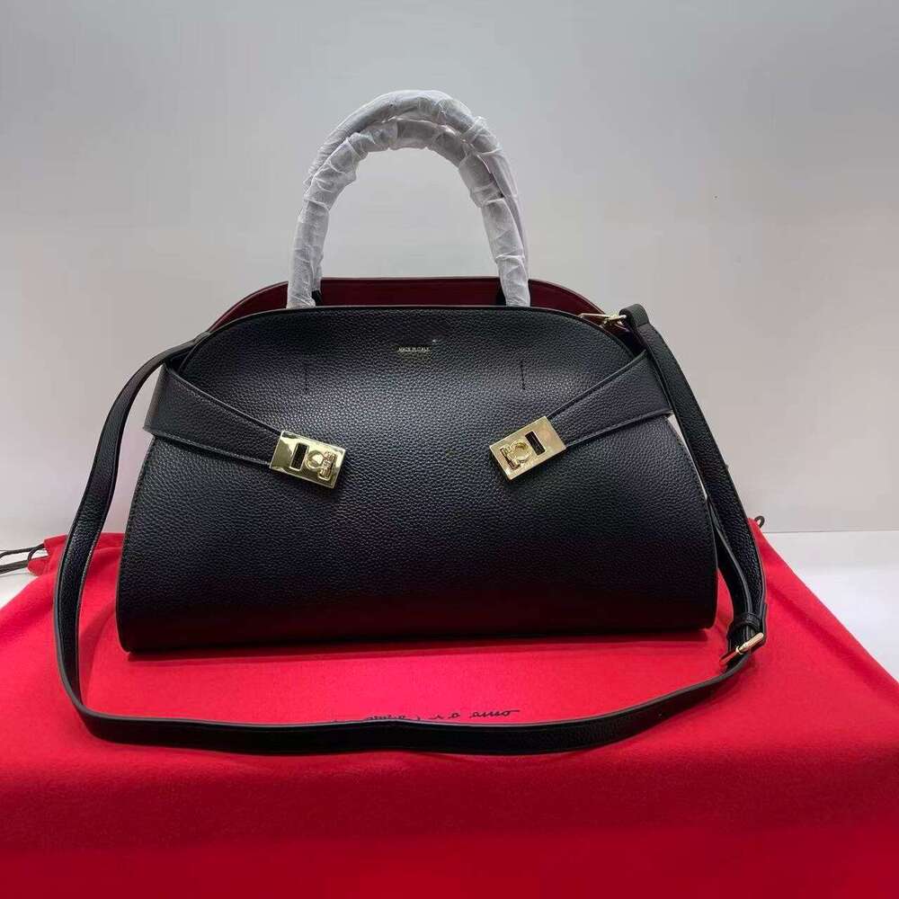 Designer purses totes FERRAGAMOOS Hug Women's handbags Shoulder Bags New High-End Genuine Leather Lychee Pattern tote bag Fashion Versatile Cro
