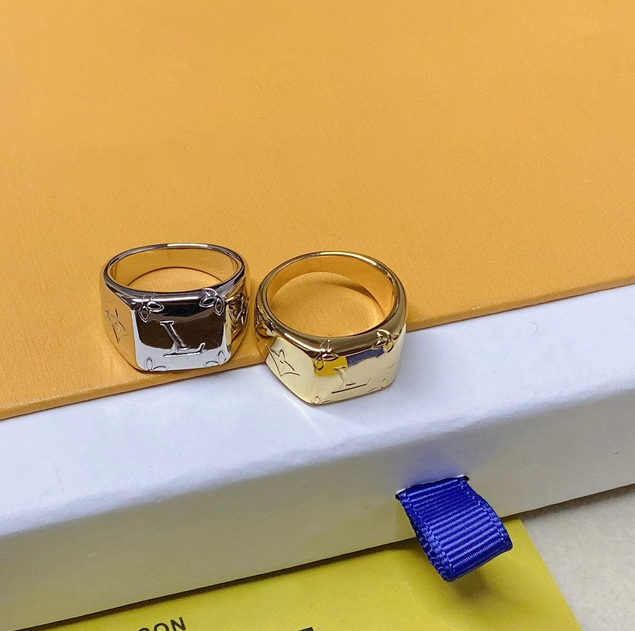 Designer Womens Ring Wide glossy letter European American mens rings Fashionable exquisite and personalized Mens business Couple ring gifts-image-1106092908