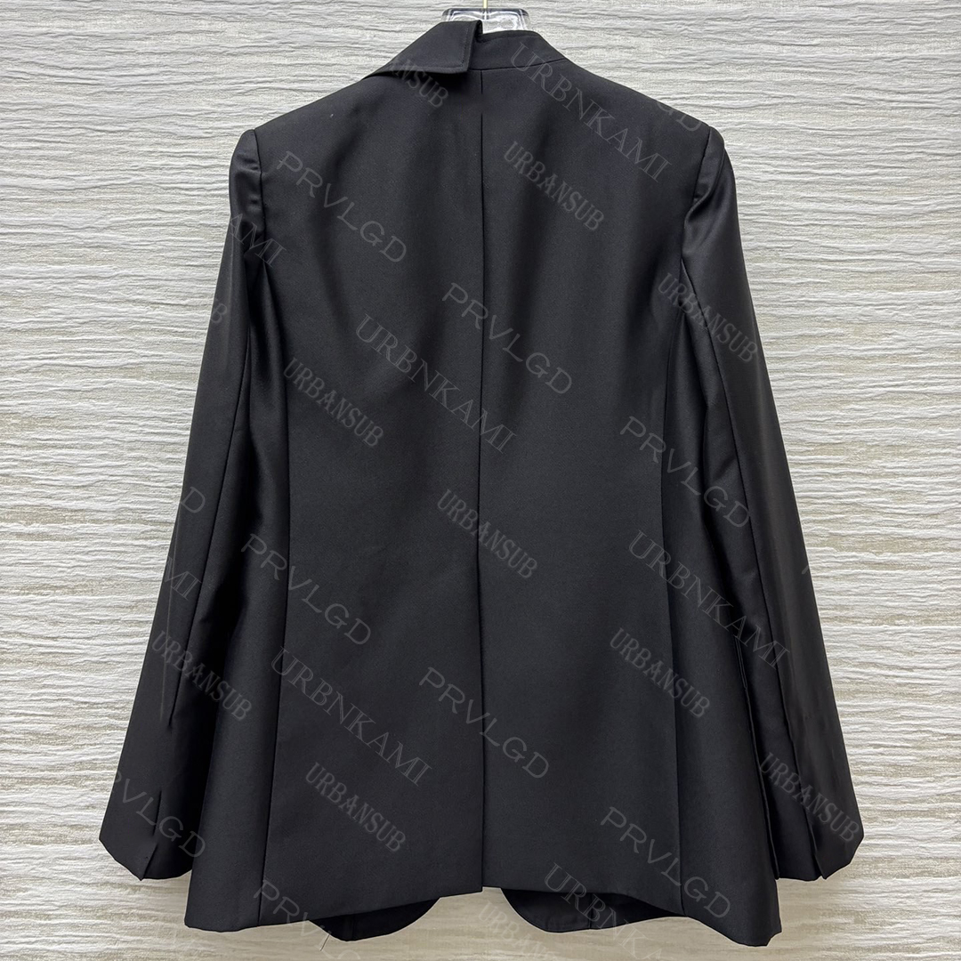 Elegant Business Casual Set Featuring a Stylish Blouse & Comfortable Wide-Legged Chinos