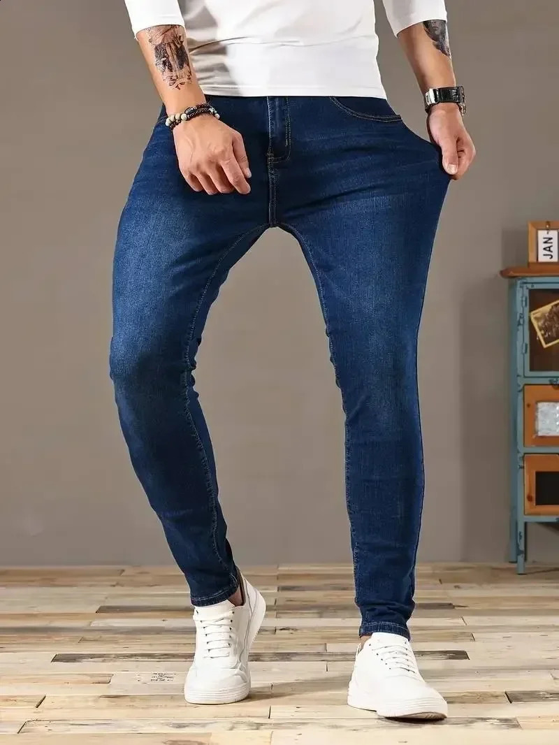 2025 Spring Mens Slim Fit Classic Skinny Jeans Casual Street Style Casual Mens Skinny Jeans Male Slim Fit Pencil Denim Blue 260916