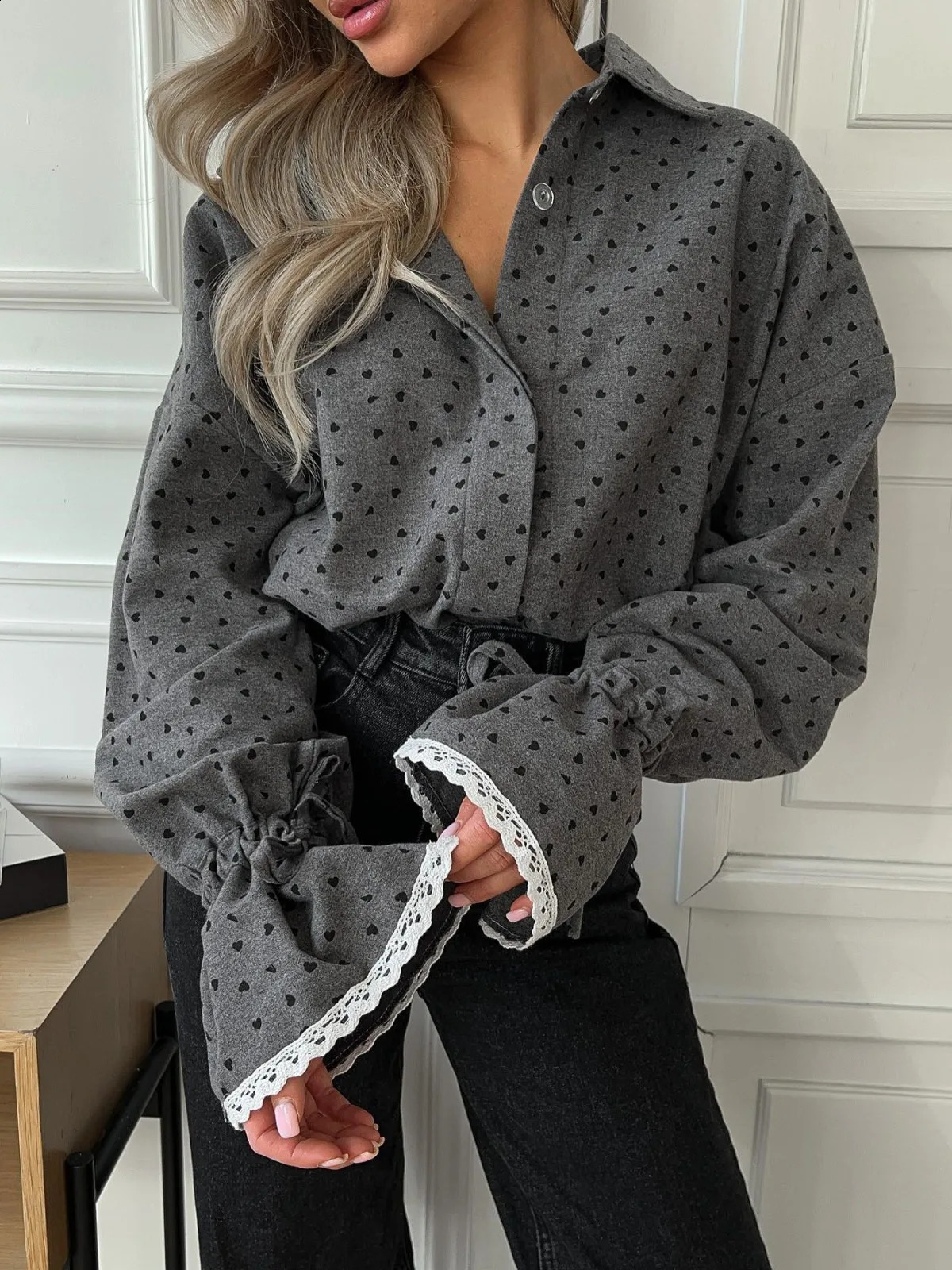 Spring Autumn 2026 Loose Shirt Women Blouse Loving Heart Print Turn-down Collar Flare Sleeve Lace Vintage Top For Women 48910 260917
