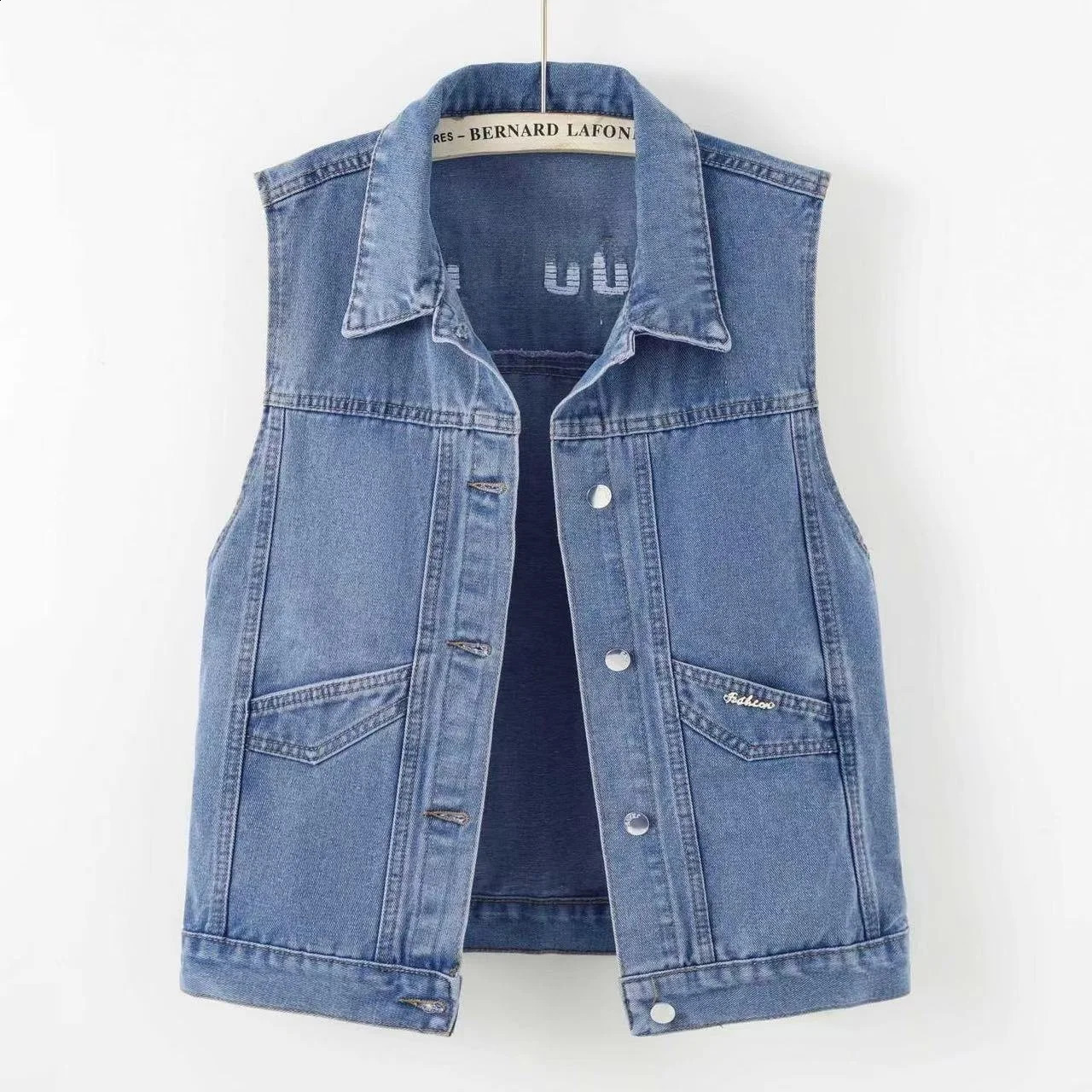 Loose Womens Denim Vest Large Size Sleeveless Outerwear Spring Autumn Style Versatile Pocket Casual Polo Neck 260129BJ