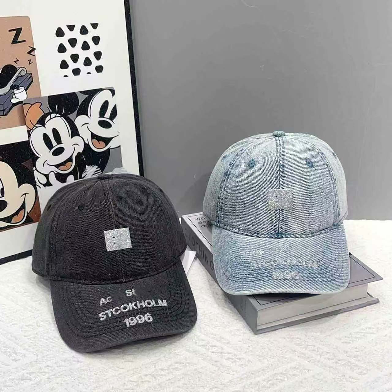 Retro Distressed Hat Baseball Cap Designer Cap Vintage Washed Hat Peaked Cap Smile Design Cap Sunshade Hat Outdoor Leisure Cool Caps Baseball Caps U