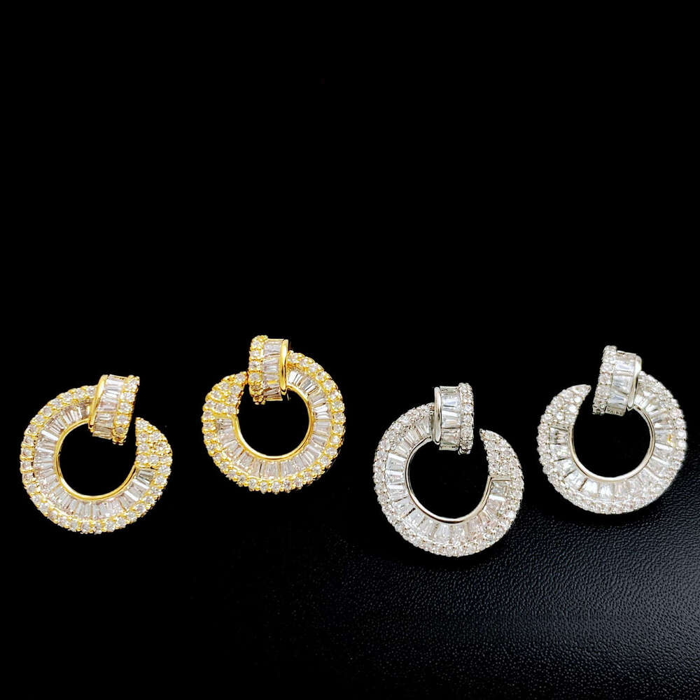 Earrings for S Silver Needle Baguette Zircon C Hoop Studs Full Paved Crystal Hypoallergenic European American Elegant Fashion Women Jewelry visionic
