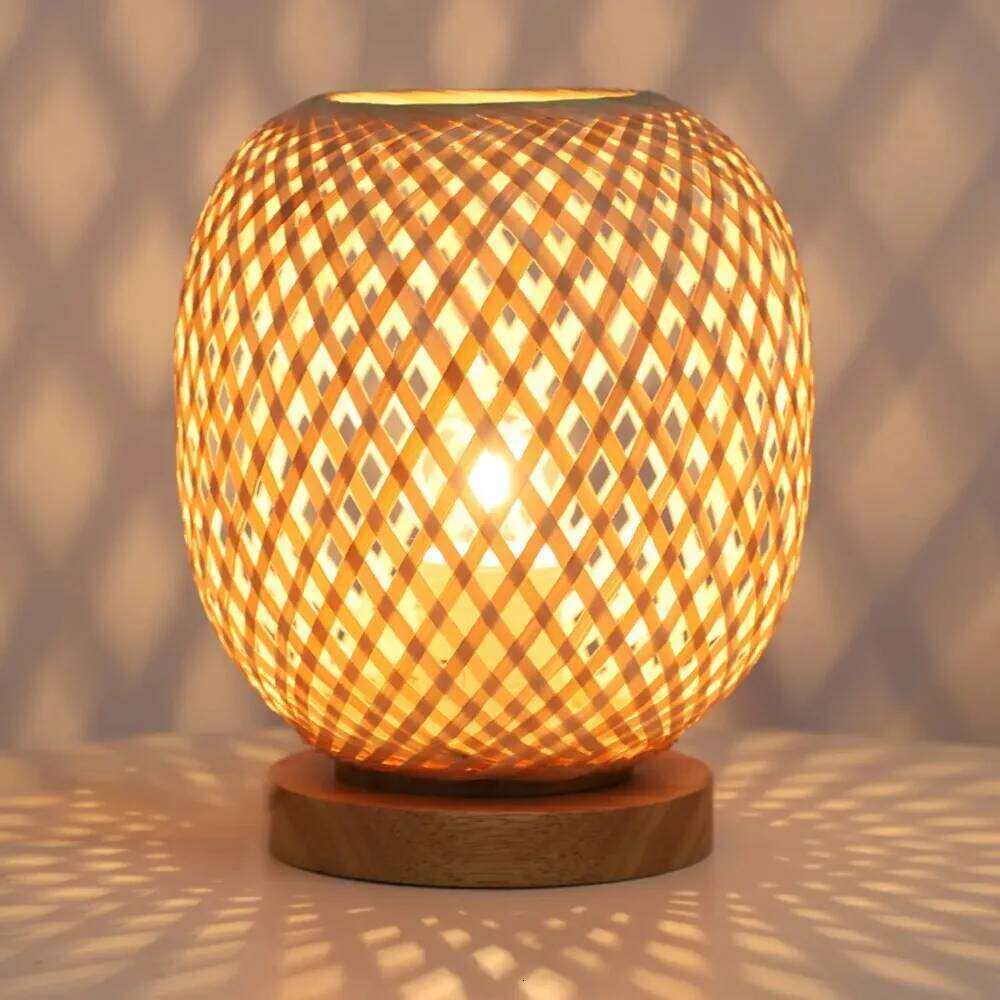 Lámparas de mesa bohemias de bambú Natural tejidas a mano, luces decorativas de escritorio de ratán de vid Vintage para estudio, casa de té, mesita