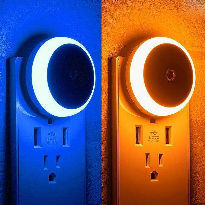 Lumière LED branchez le capteur intelligent du crépuscule à l'aube, intensité automatique dans la lampe de nuit murale pour salle de bains, coulo