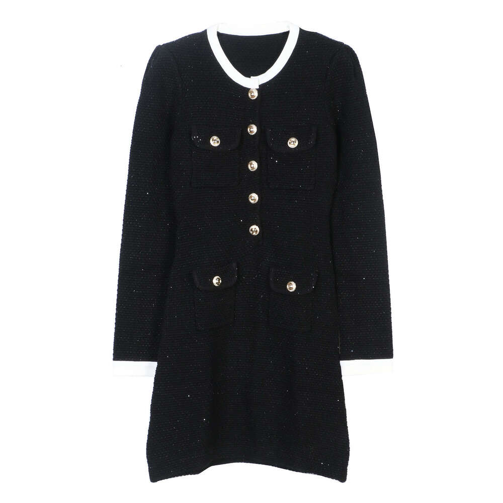 French women's social shorts 2026 autumn and winter new white contrast elegant style C15 knitted vest