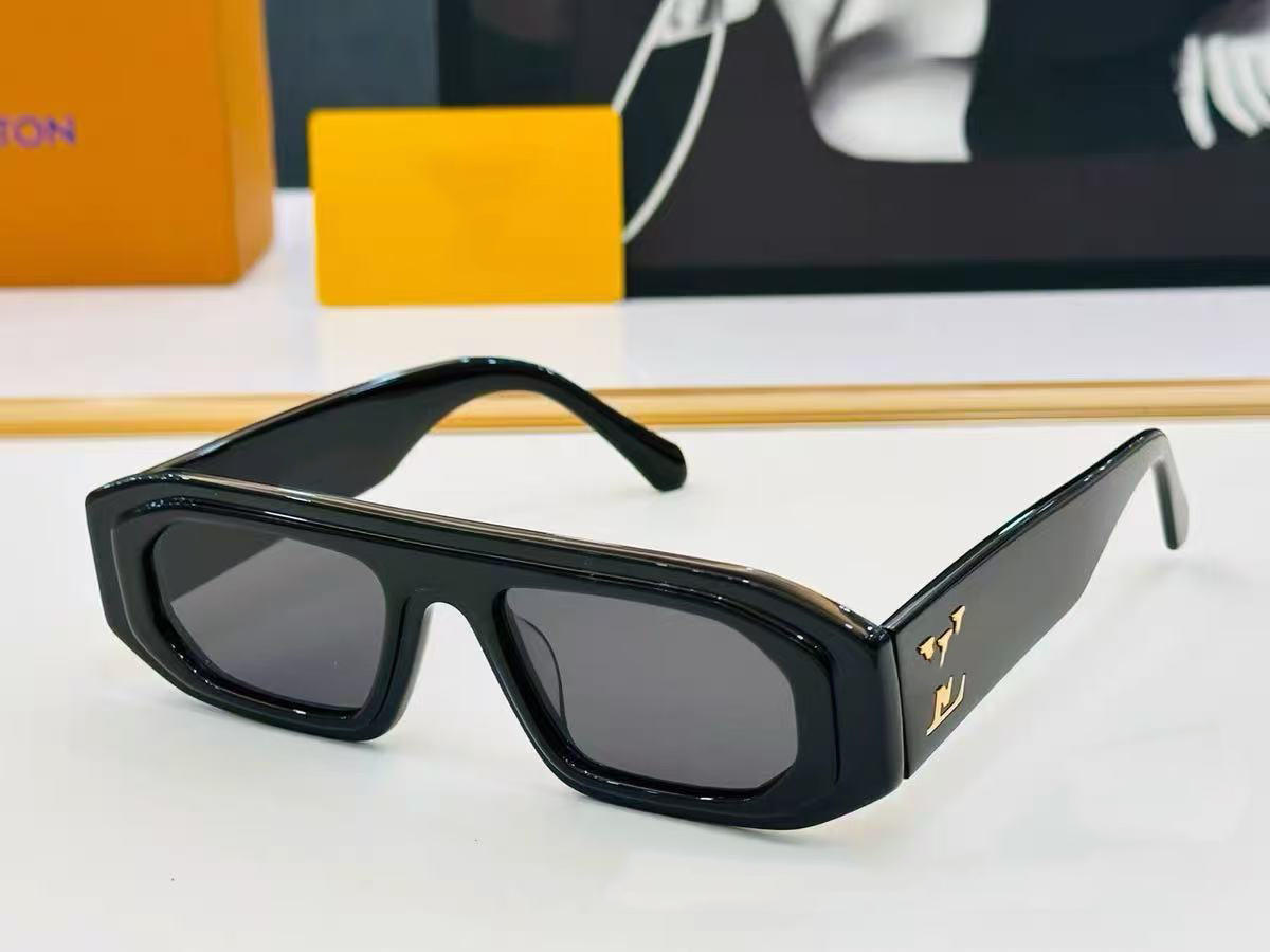 Designer Sunglasses for Women Men Luxury Classic Fashion Outdoor Driving Beach UV Protection UV400 with Original Box nice VVV