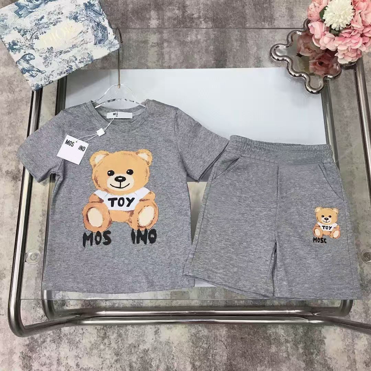 Luxury Designer Kids Clothing Baby Boys Girls Clothes Sets Summer Tshirts Shorts Tracksuit Children Outfits Short Sleeve Shirt Sportsuit Boys Clo-image-1095492058