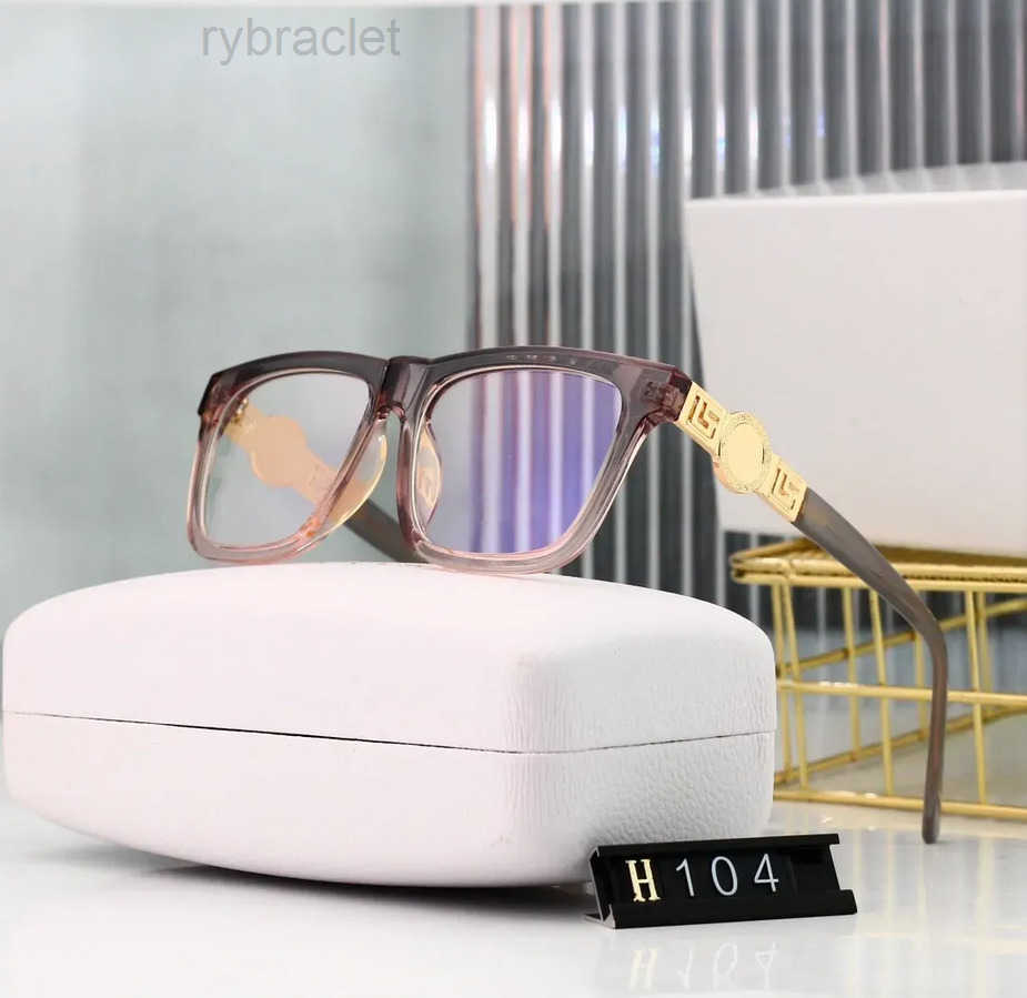 Top designer Luxury Sunglasses for women and Men Eyeglasses Outdoor Shades Big Square Frame Fashion Classic Lady Sun glasses Mirrors Quality104 OW24