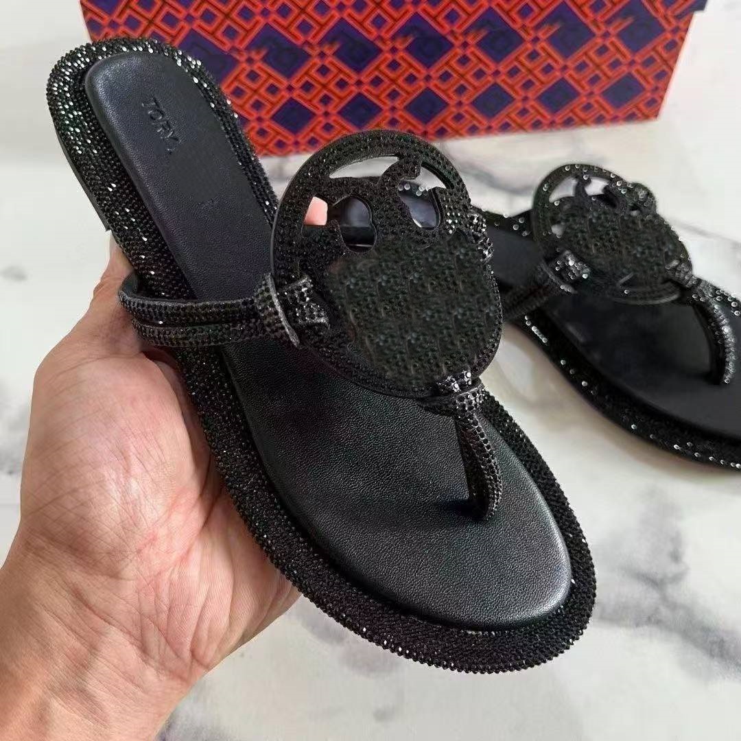 2026SS Chaussures de créateurs Nouvelles femmes noires strass Miller Logo String Sandales de luxe Plat Slip-On Pantoufles de plage