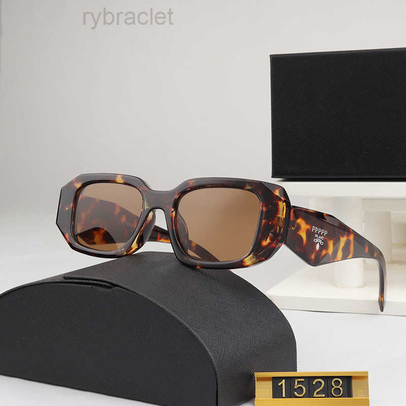 Luxury Designer Sunglasses Designer Sunglass classic Brand eyeglass Women Men Glasses Womens Sun glass UV400 lens Unisex With box good SOII