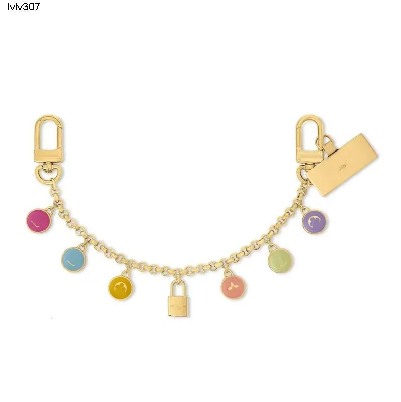 Keychains Lanyards Luxury metal Paris V Confetti Chain Bag Charm fashion chain House designer classic gold keychain Snap fastener mens ladies keycha