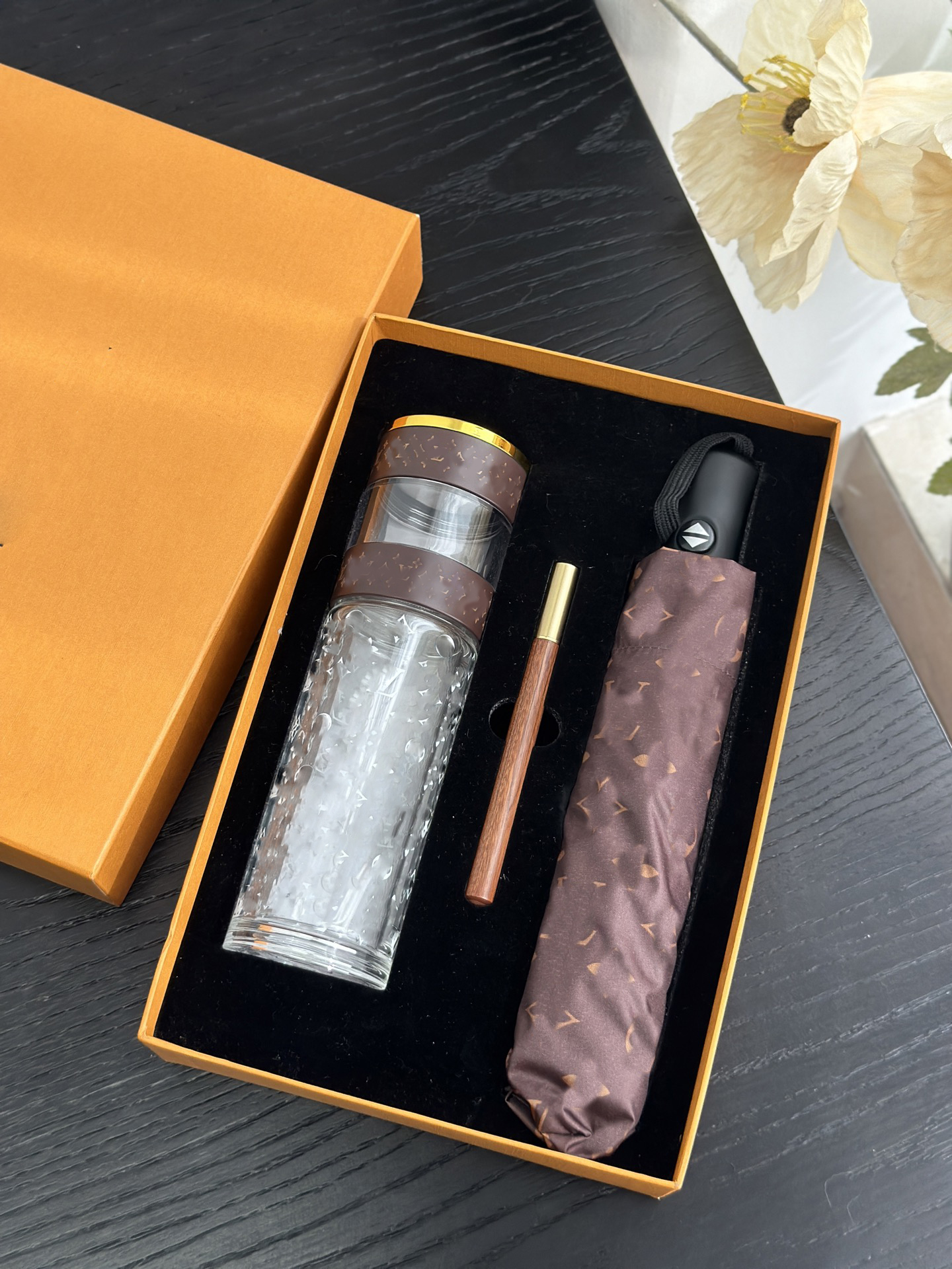 Umbrellas Elegant 3-in-1 Office Gift Box Reusable Leak-Proof Coffee Mug Compact Travel Umbrella u0026 Smooth Writing Pen M260302-image-1095984856