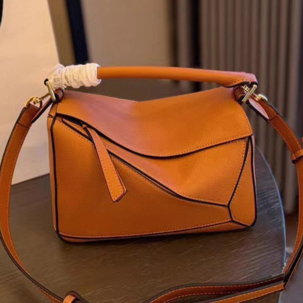 Designer Puzzle Bag Genuine Leather Handbag Shoulder Bucket Woman Bags Puzzle Clutch Totes Crossbody Geometry Square Handbags Summer Holiday Beach B