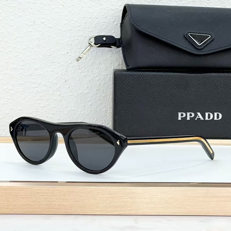 Luxury designer sunglasses women men new classic triangular design suitable for driving beach and UV protection exquisite flat mirror comes with ori